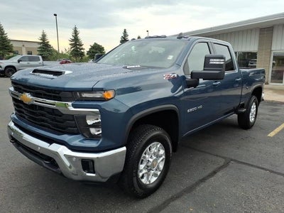 2026 Chevrolet Silverado 2500 HD Crew Cab Standard Box 4-Wheel Drive LT