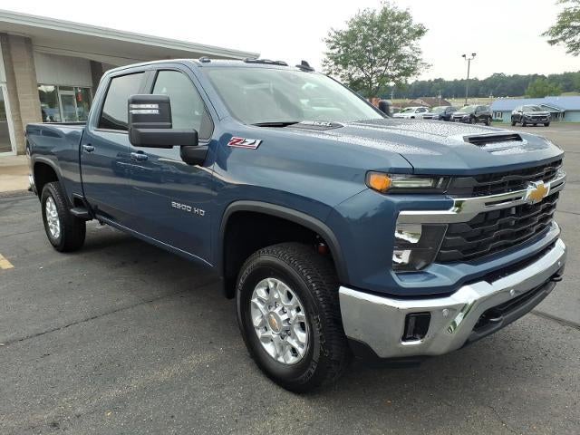 2026 Chevrolet Silverado 2500 HD Crew Cab Standard Box 4-Wheel Drive LT