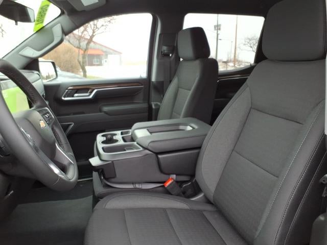 2026 Chevrolet Silverado 1500 Crew Cab Short Box 4-Wheel Drive LT 2FL