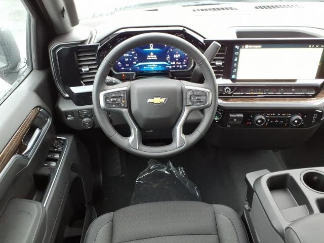 2026 Chevrolet Silverado 1500 Crew Cab Short Box 4-Wheel Drive LT 2FL