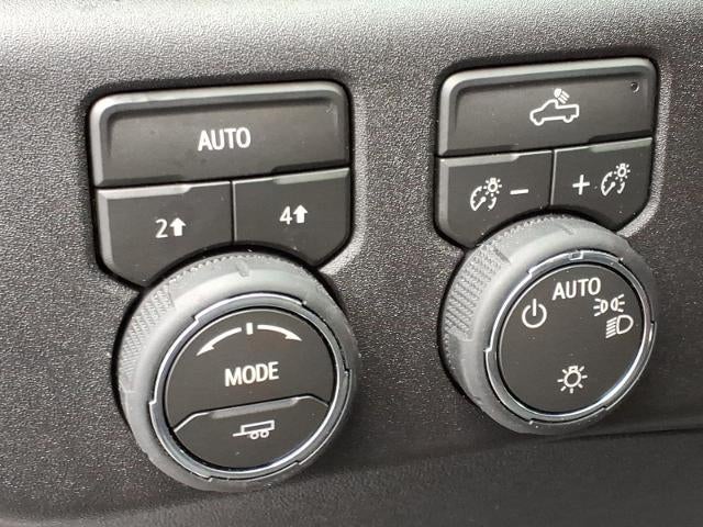 2026 Chevrolet Silverado 1500 Crew Cab Short Box 4-Wheel Drive LT 2FL