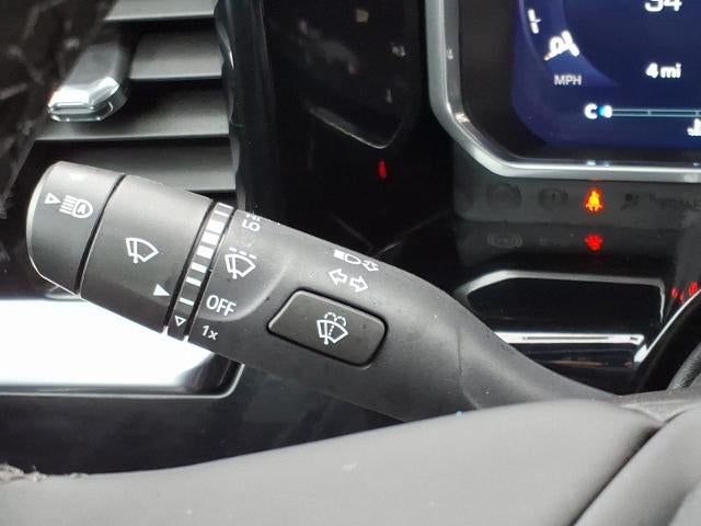 2026 Chevrolet Silverado 1500 Crew Cab Short Box 4-Wheel Drive LT 2FL