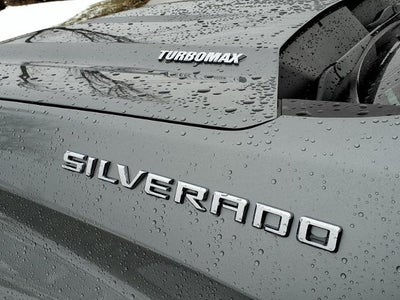 2026 Chevrolet Silverado 1500 Crew Cab Short Box 4-Wheel Drive LT 2FL