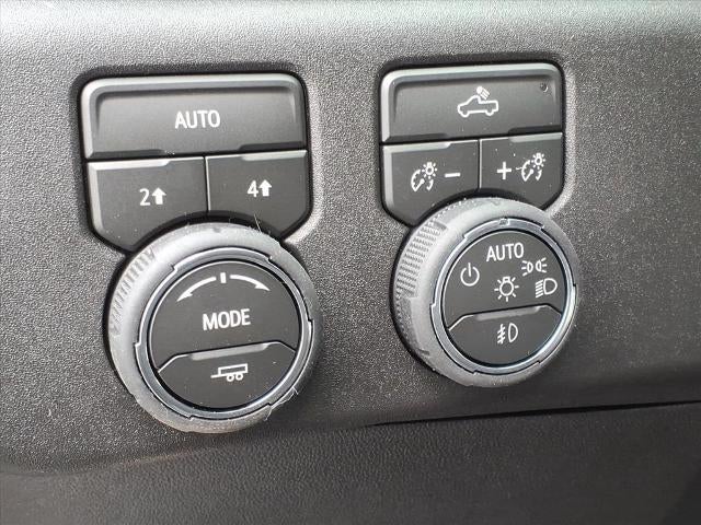 2026 Chevrolet Silverado 1500 Crew Cab Short Box 4-Wheel Drive RST