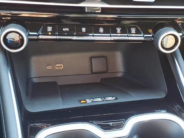 2026 Chevrolet Traverse LT w/2LT