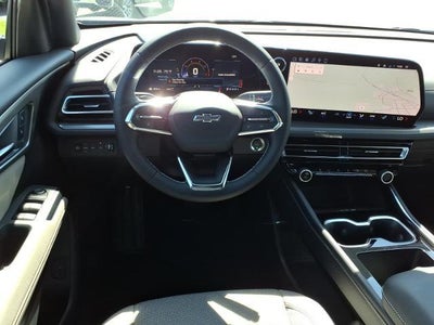 2027 Chevrolet Traverse LT w/2LT