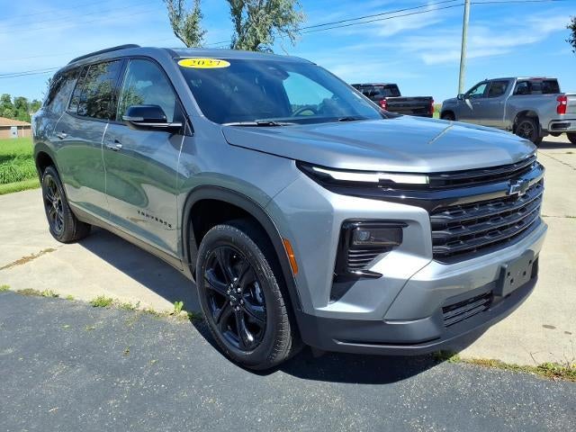 2027 Chevrolet Traverse LT w/2LT