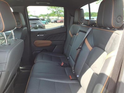2024 GMC Canyon AT4