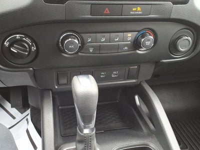 2022 Nissan Frontier S