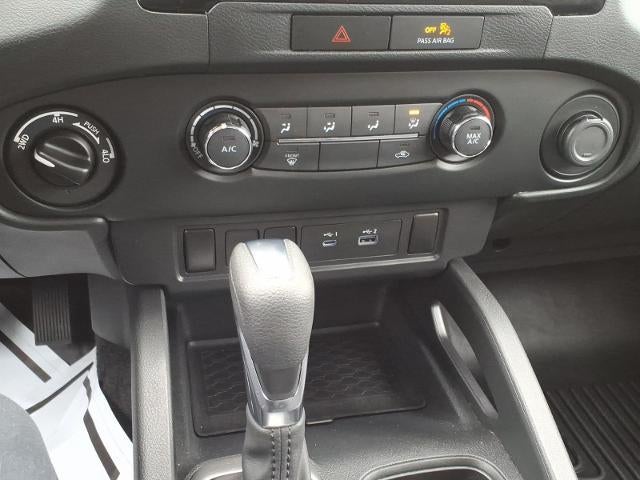2022 Nissan Frontier S