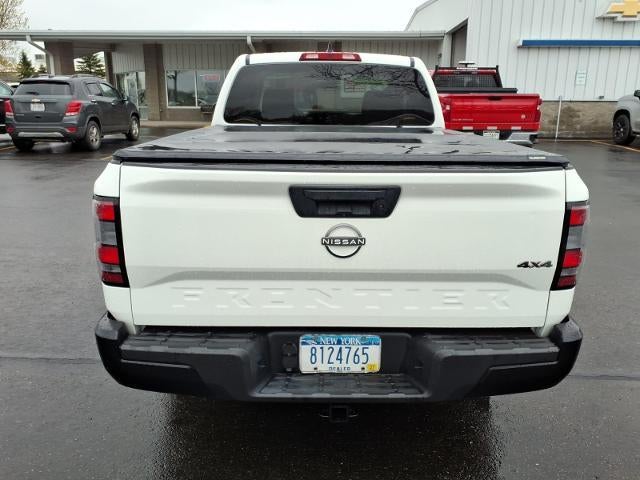 2022 Nissan Frontier S
