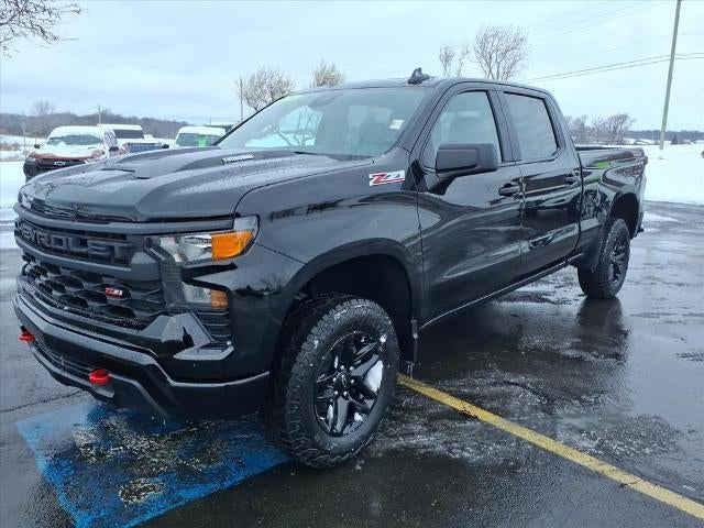 2026 Chevrolet Silverado 1500 Crew Cab Standard Box 4-Wheel Drive Custom Trail Boss