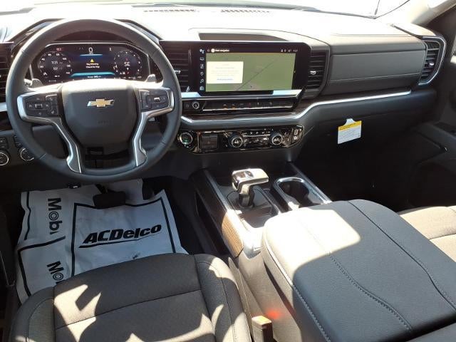 2026 Chevrolet Silverado 1500 Crew Cab Short Box 4-Wheel Drive LT 1LT