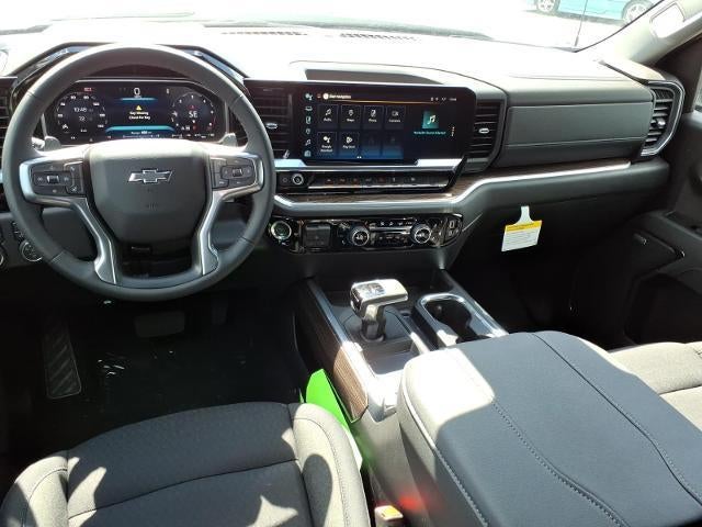 2026 Chevrolet Silverado 1500 Crew Cab Short Box 4-Wheel Drive RST