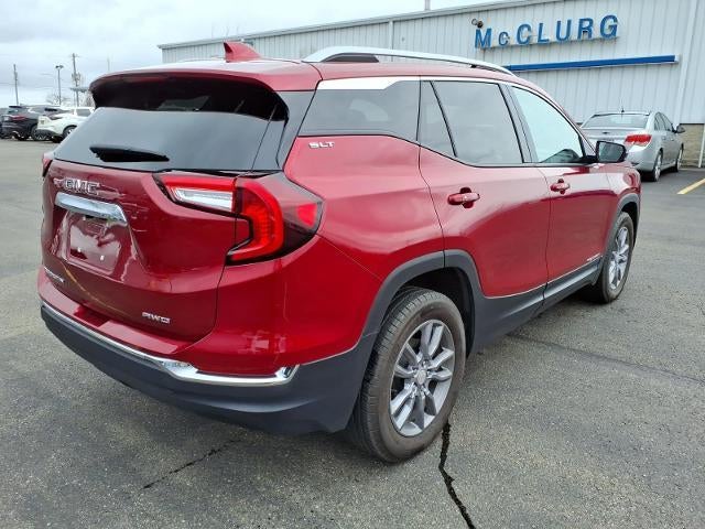 2024 GMC Terrain SLT