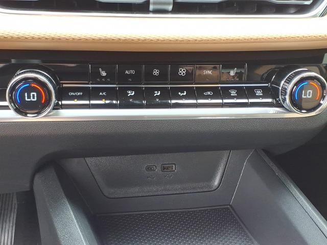 2027 Chevrolet Equinox AWD ACTIV