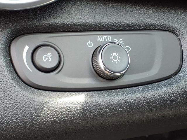 2026 Chevrolet Trax FWD 4dr LT